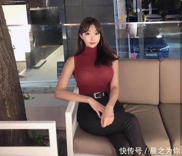 小姐姐|美女教练身材性感,颜值超高,网友:真让人羡慕