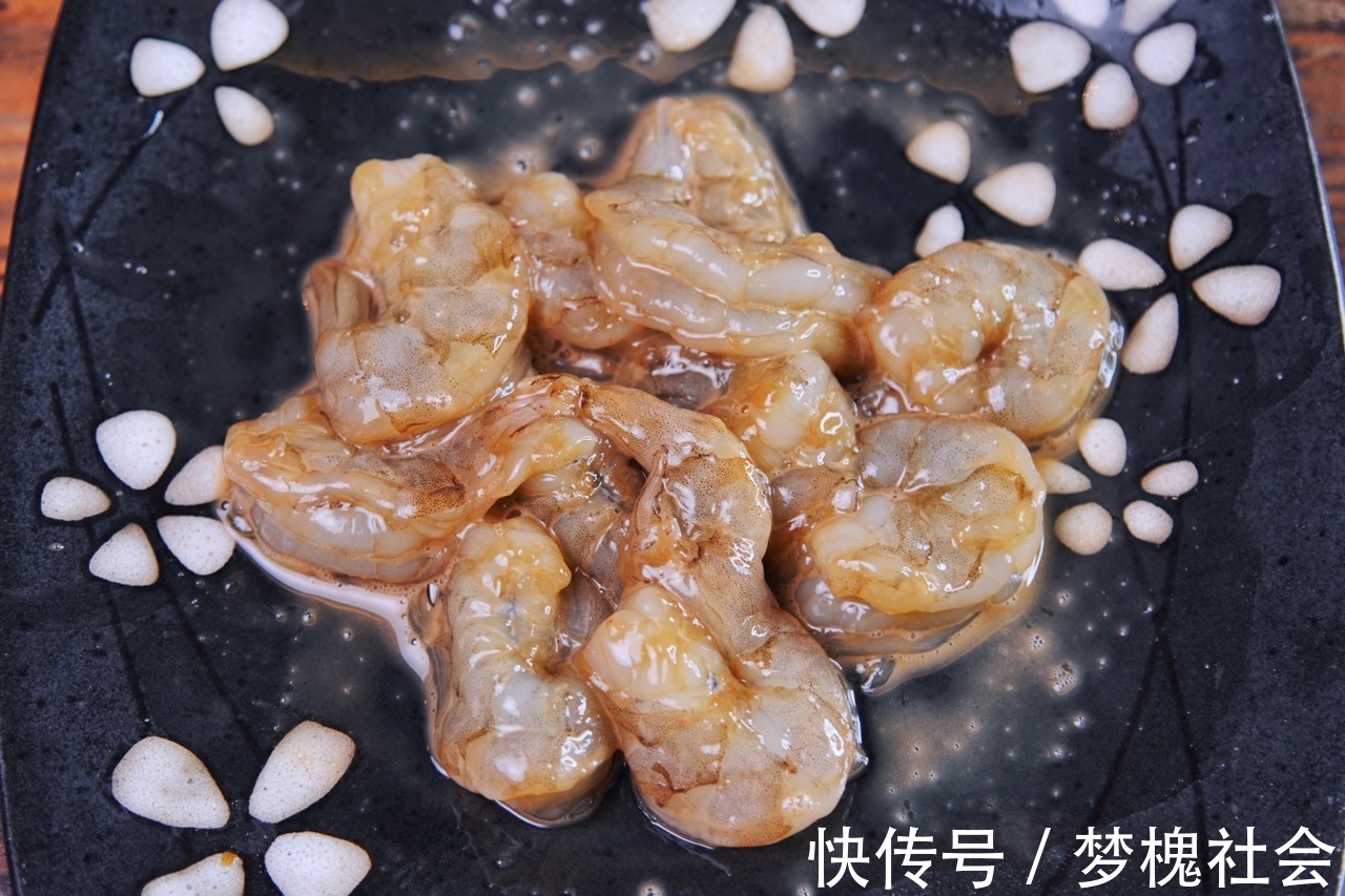 营养健康|西兰花炒虾仁在家做，营养健康，美味好吃