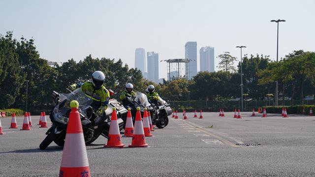 汗水|你们眼中的“帅”，却是他们用无数汗水“汇聚”而成