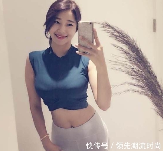 时尚|紧身打底裤极具个性的时尚女孩,充满青春活力,特别吸引眼球