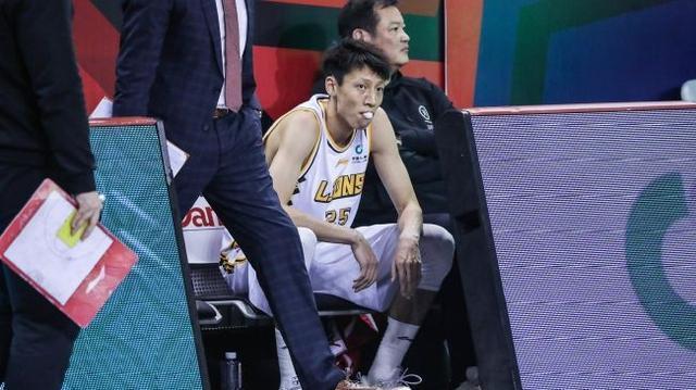 罚单|真相大白,CBA官宣追加罚单,还威姆斯公道,戳穿韩德君打人谎言