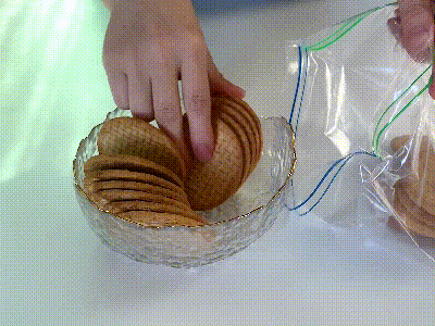 热牛奶|#我的养生日常-远离秋燥# ?抹茶慕斯蛋糕?