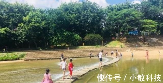 乐乐|6岁男孩不停打喷嚏,妈妈用手电筒一照,身上的汗毛都竖起来了