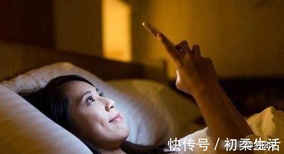 熬夜玩手机|怀孕期间,你熬夜玩手机时,胎儿在干什么?或许你该看一看!