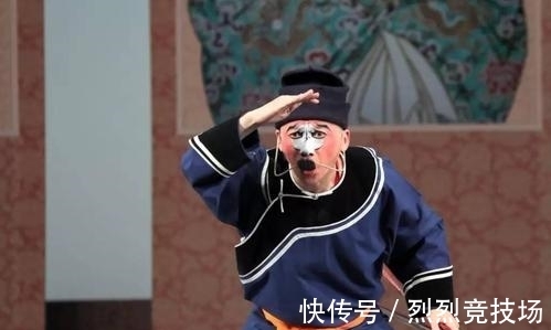 丑小鸭$贾母将荳官和蕊官分别给宝琴和宝钗有什么寓意?老太太真老辣