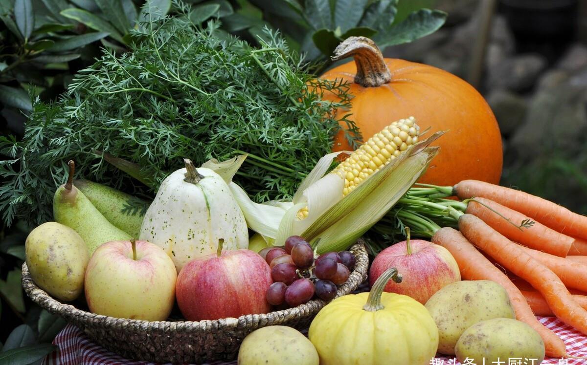 这4种蔬菜含寄生虫最多,没营养价格还贵,很多人却偏偏爱吃