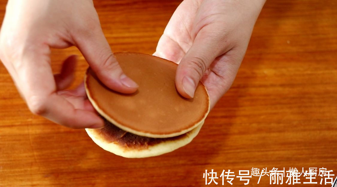 铜锣烧|2个鸡蛋，一勺面粉，这是孩子最爱吃的美食，看得口水直流