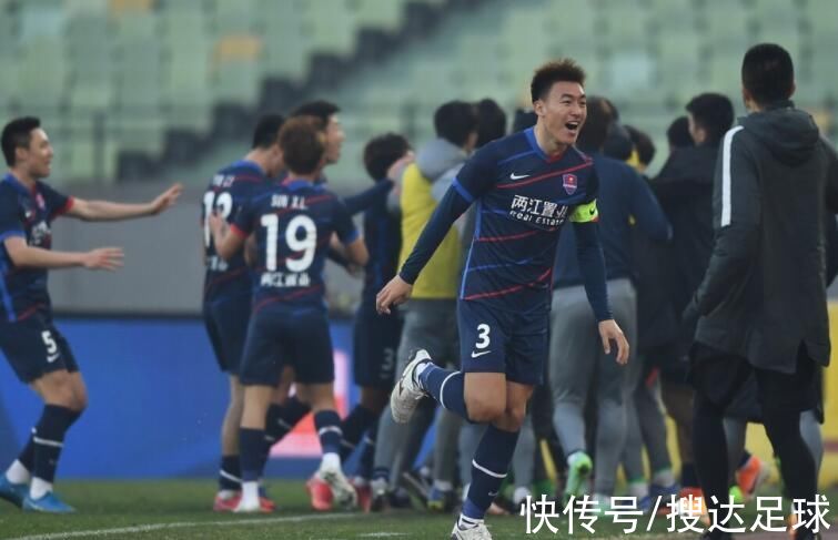 马格诺|中超保级神剧本全回顾：2支老牌队再造奇迹，大连人命运3次被改写