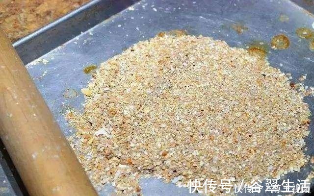 叶片|厨房3种垃圾,是难得的氮磷钾肥,养花浇一点,叶片油亮花不断!