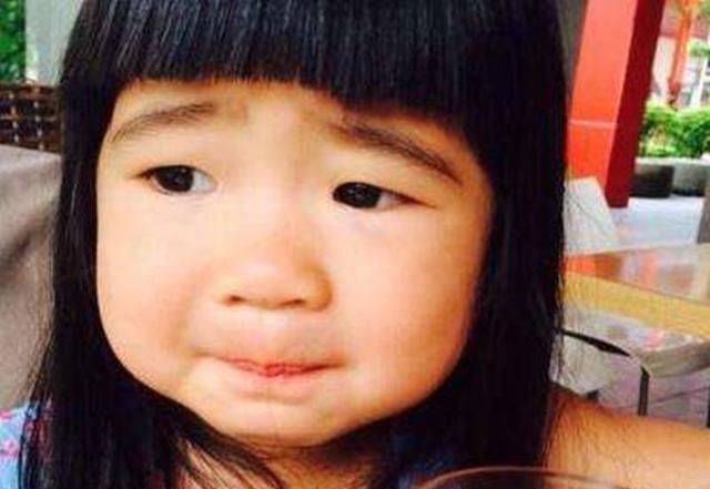 黄磊|有种逆袭叫曹格女儿，曾被吐槽像蜡笔小新，褪去婴儿肥后却很漂亮