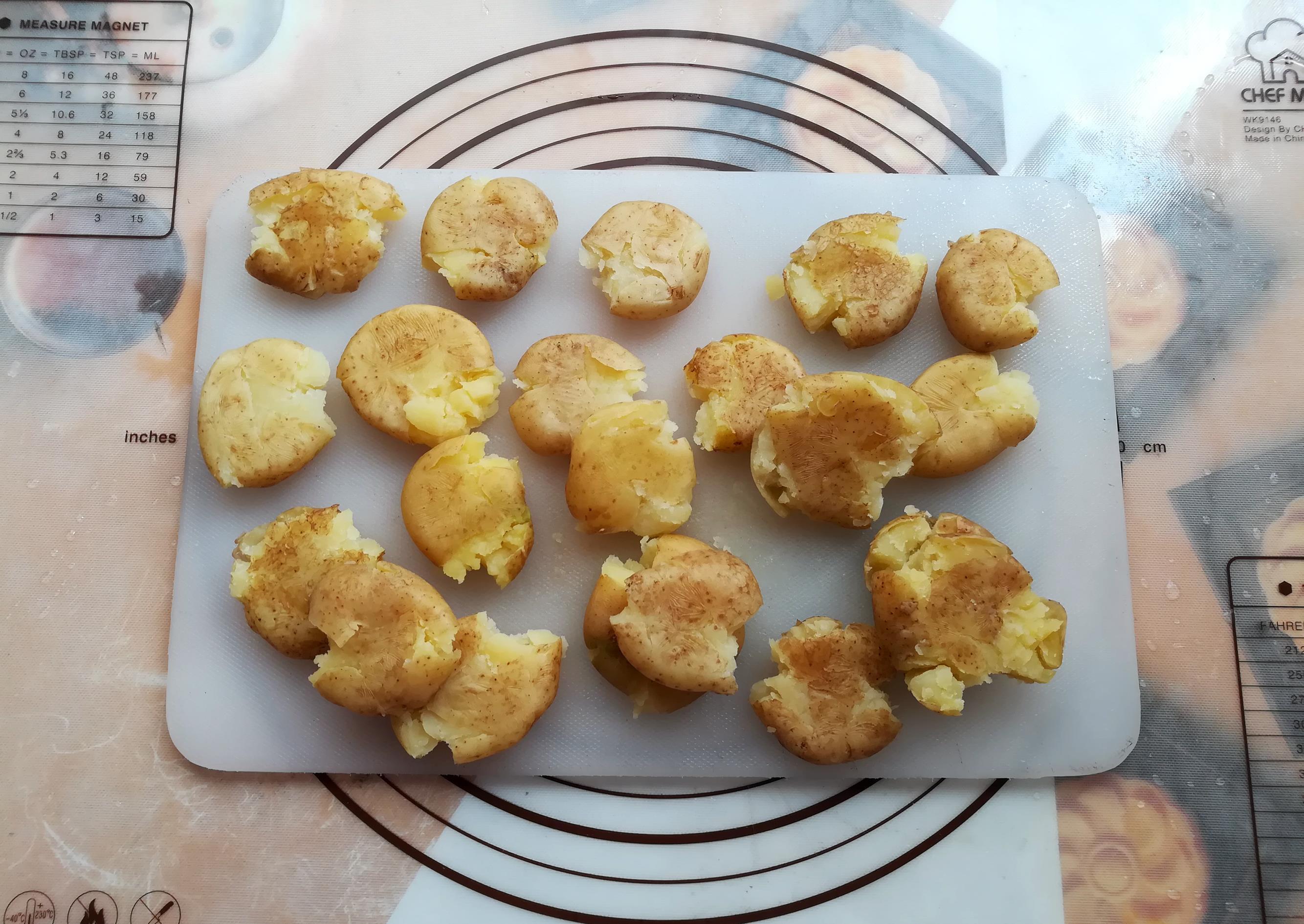 小土豆|小土豆这样做，一口一个香喷喷，连挑食的孩子都抢着吃