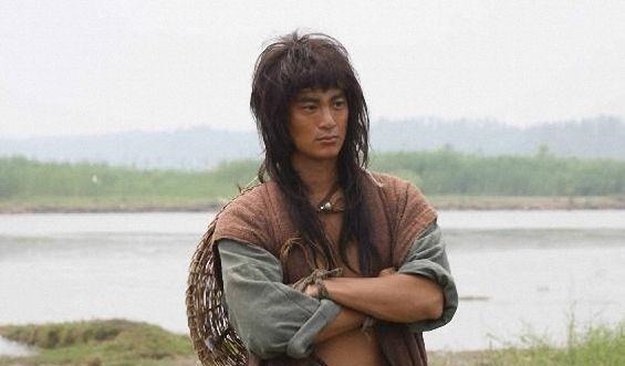 梁山#水浒传中最聪明的人,不是吴用也不是宋江,而是最后称帝的他!