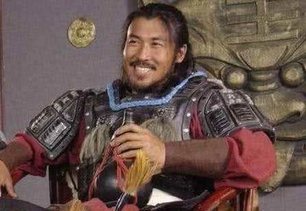 徐达醒|朱元璋将喝醉的徐达扔上龙床,徐达醒后做了1件事,让朱元璋放下杀心!