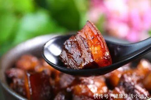  影响|60岁以后，还爱做4件事，寿命或受影响，劝你尽快改掉