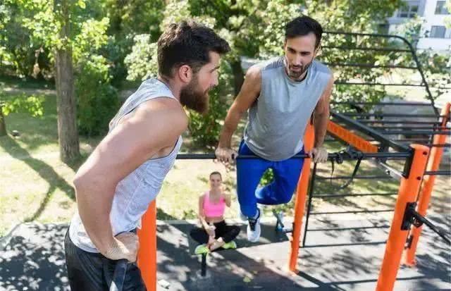 祛湿“最猛”的,不是拔罐,而是4件小事,若你坚持,湿气会绕行