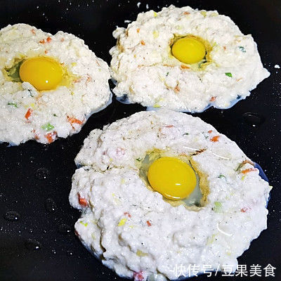 豆腐|老妈做的蔬菜豆腐饼，怎么吃都不腻