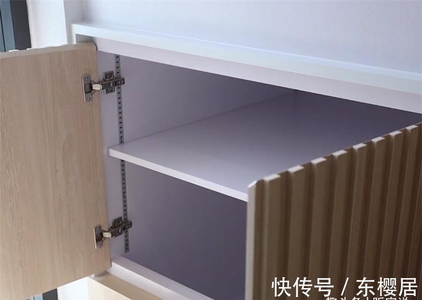 小两口|小两口买下21㎡婚房,巴掌大的家挤出“双客厅”,生活去繁从简