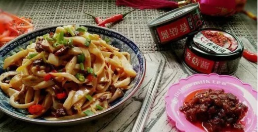 花了5元不到,做了一盘开胃菜,只放了一点油,吃着比肉还香