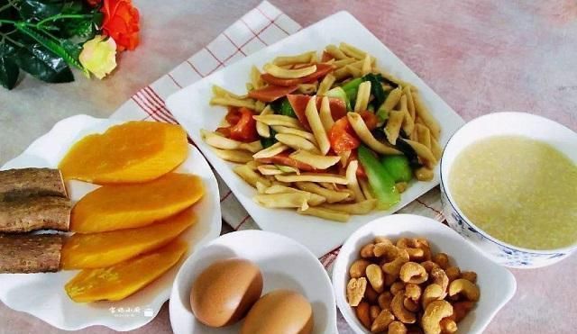 豆浆|这3种早餐，家长别再给孩子吃了，不仅没营养对身体也没好处