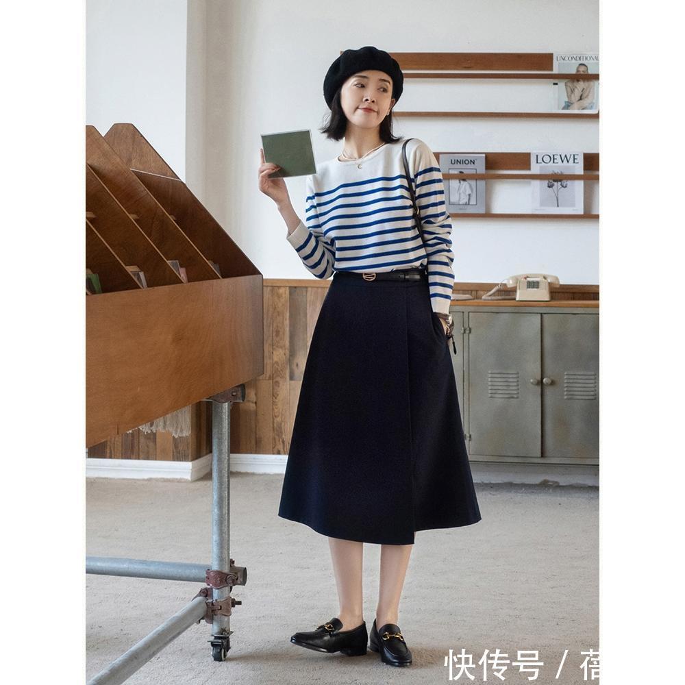 保暖 入秋后穿什么“时髦又保暖”?“针织衫”是首选,优雅又有品质感