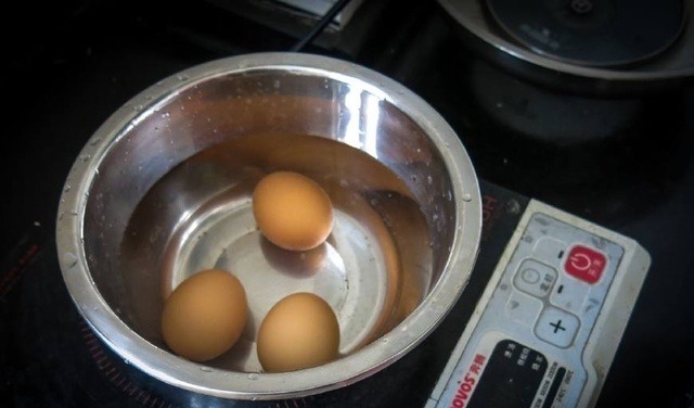 鸡蛋别再炒了，新做法来了！超级好吃，吃一次忘不掉啊！