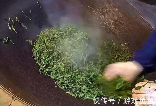 红茶|秋天,喝茶有讲究,建议:这“2种茶”最好不要喝,都是为你好
