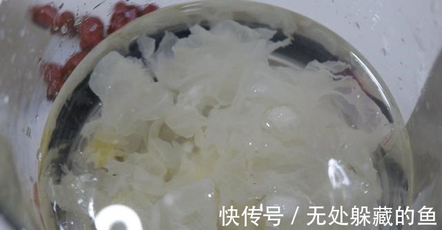 清甜|苹果银耳羹,清甜可口,营养好喝,女人要常喝!