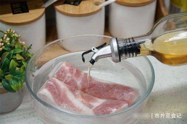 煮猪肉炖排骨牢记做“减法”,3种料不能放,肉香味足,没腥味