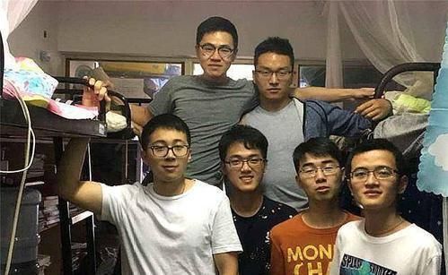 真牛！济南大学学霸宿舍6人考研，全部考上中国地质大学