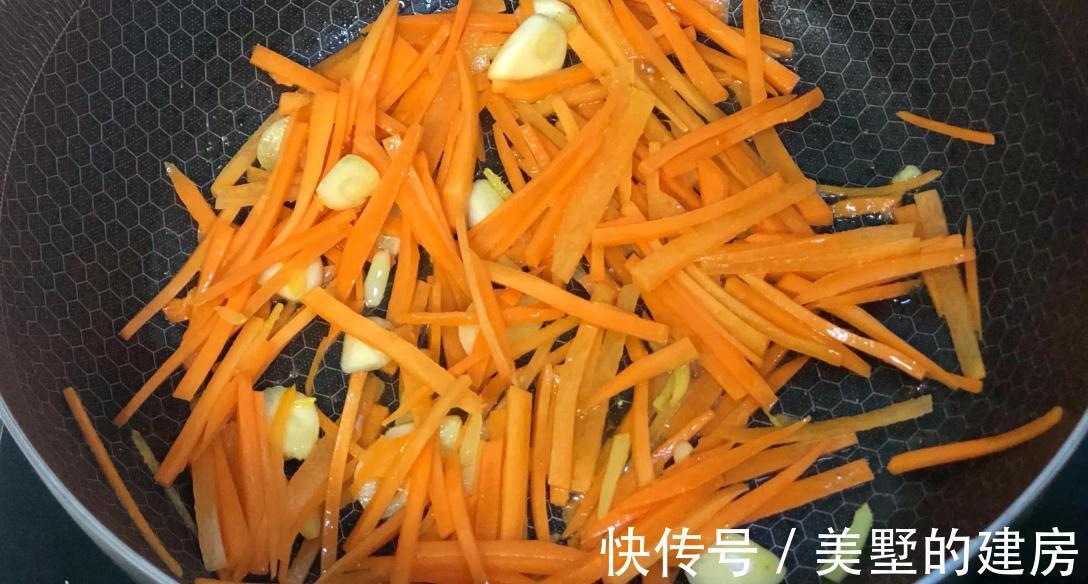 降温了,别总吃大鱼大肉,给家人做4道家常下饭菜,简单美味营养