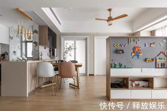 客厅|她家96平的房子光一个客厅就把我迷住,全屋处处是亮点!真心羡慕
