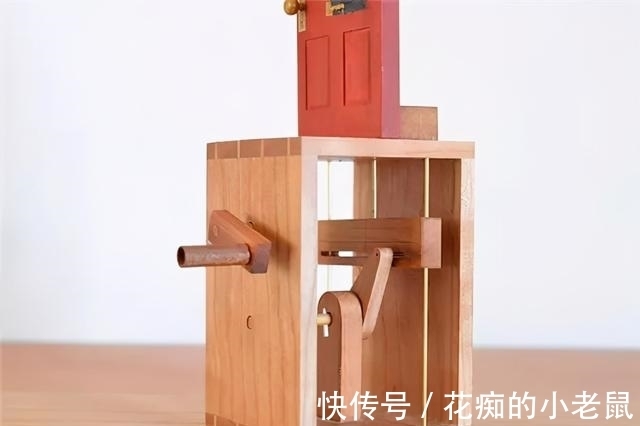 潘多拉!一个脑洞大开的日本艺术家,设计了些奇奇怪怪的玩具装置···