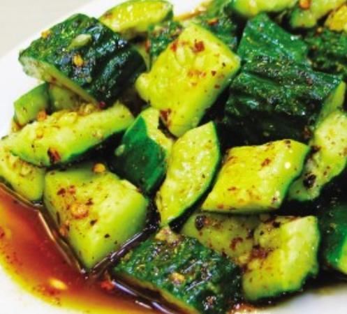 爽口|做凉拌黄瓜“2个技巧”一定要学会，保证做出来清脆爽口特好吃