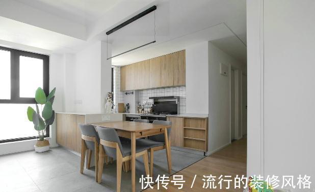 新房|50岁大婶晒新房,浅色调搭配着定制柜,全屋都充满了“温馨感”!