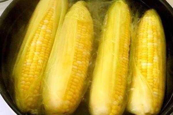 煮玉米的水特“值钱”,别倒掉了厉害用途大多人不晓得,学学吧