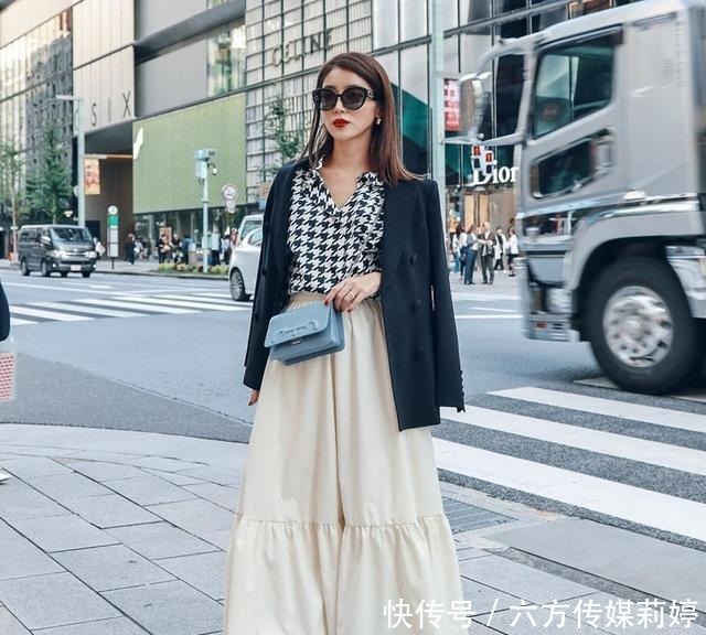 又美又优雅,这位日本博主的初春搭配,气质好看,每套我都想照搬