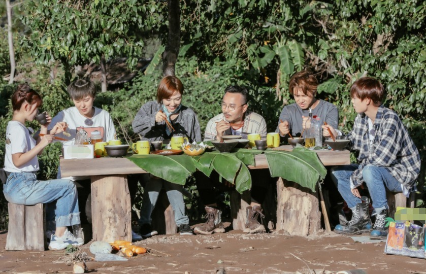 c位|《野生廚房2》來襲，誰注意海報上的C位是誰咖位高低一目了然