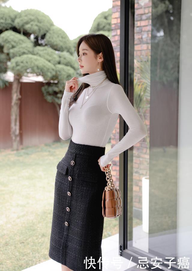 孙允珠每日穿搭：文雅贵气高领堆叠修身打底衫