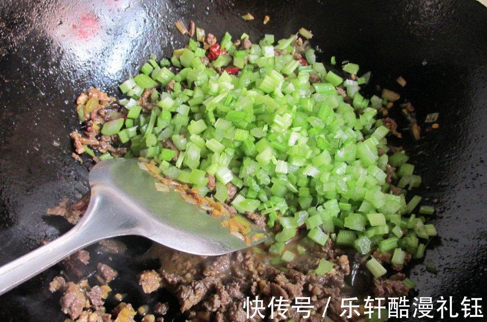 花生油|三伏天,不管有钱没钱,也别错过这肉,好吃不上火,比牛羊肉都好