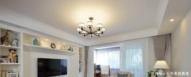 储物柜|多亏老婆这个明智的决定，在电视墙做一圈柜子，完工后漂亮又实用