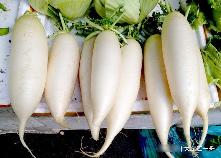 冬天要多吃白萝卜，分享4道萝卜的做法，好吃实惠，天天吃不重样