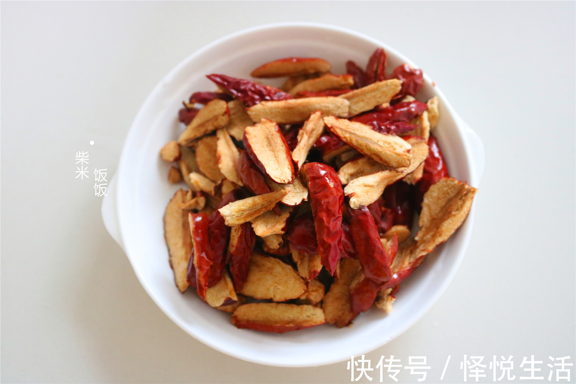 红枣肉|入秋之后,别总吃白馒头了,聪明女人都爱这样吃,蒸一蒸真香