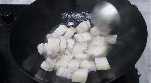  烹饪|如何做一道正宗的红烧肉，记住下面这几步就行