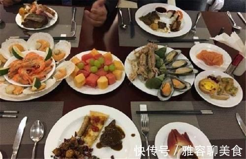 成性|奶奶带孙子吃“自助餐”,剩了一桌转头想走人,餐厅的做法很解气