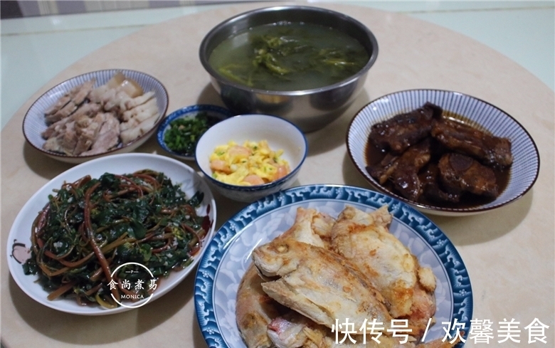 小姑子来吃饭,婆婆下厨做了四菜一汤,荤素搭配,比饭店有滋味