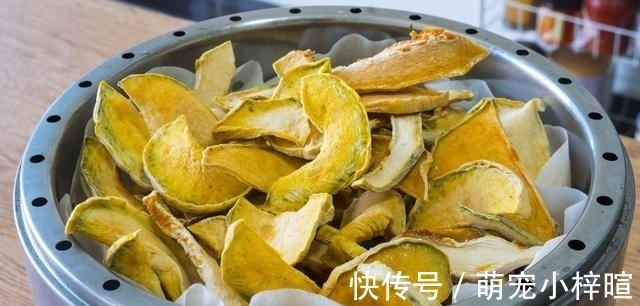好不好吃|12斤老南瓜制成1斤南瓜干,嚼劲十足,还不怕胖,孩子点名要吃!