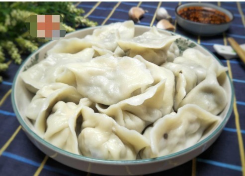用它来包饺子,味道好鲜美,成本好低,吃一次想十次