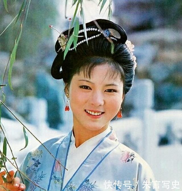 刘姥姥!从林黛玉的一次洗澡,看黛玉究竟有多聪明