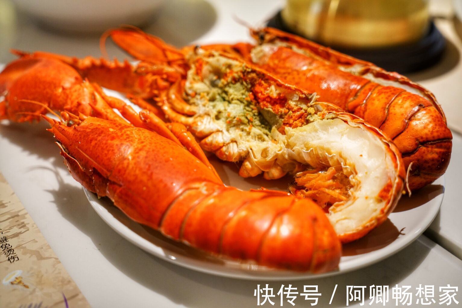 蒜蓉蒸大龙虾，含幼儿所必须的组氨酸，不用吃光看看就解馋