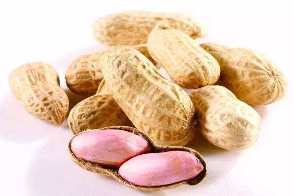 花生|糖尿病患者吃花生会影响血糖吗不管好坏,2种花生吃法不推荐